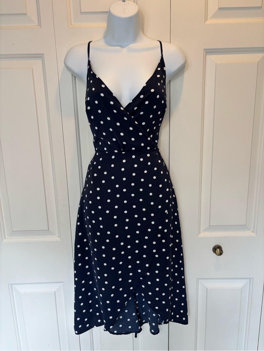 Bardot Navy Polka Dot Wrap Midi Dress V-Neck Size 6 - Picture 2 of 7